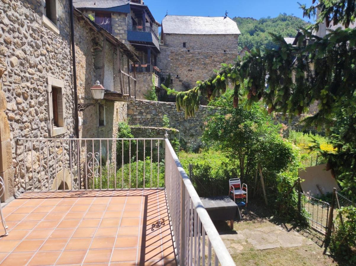 Antigua Casa Chato - Tucasaenlospirineos El Pueyo de Jaca Extérieur photo